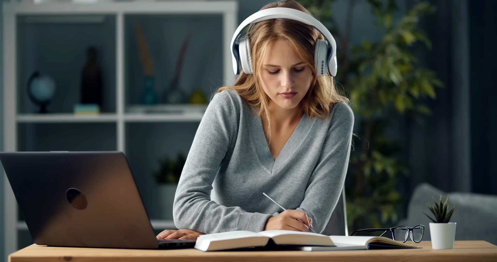 Audio Learning for Students: How to Remember More